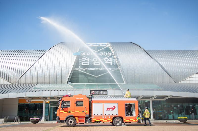 Young-5206.jpg 이미지