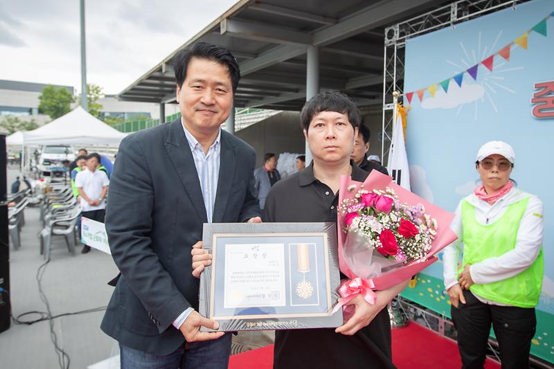 Young-5346.jpg 이미지