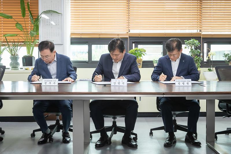 Young-5368.jpg 이미지