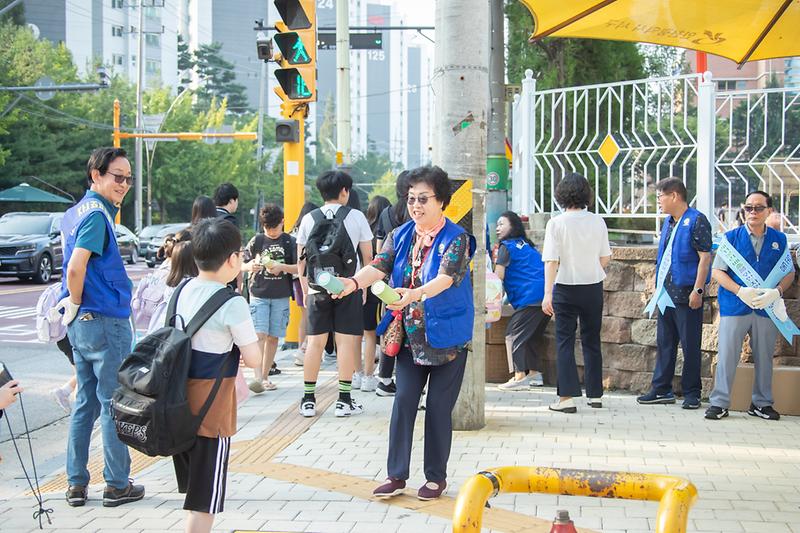 Young-5846.jpg 이미지