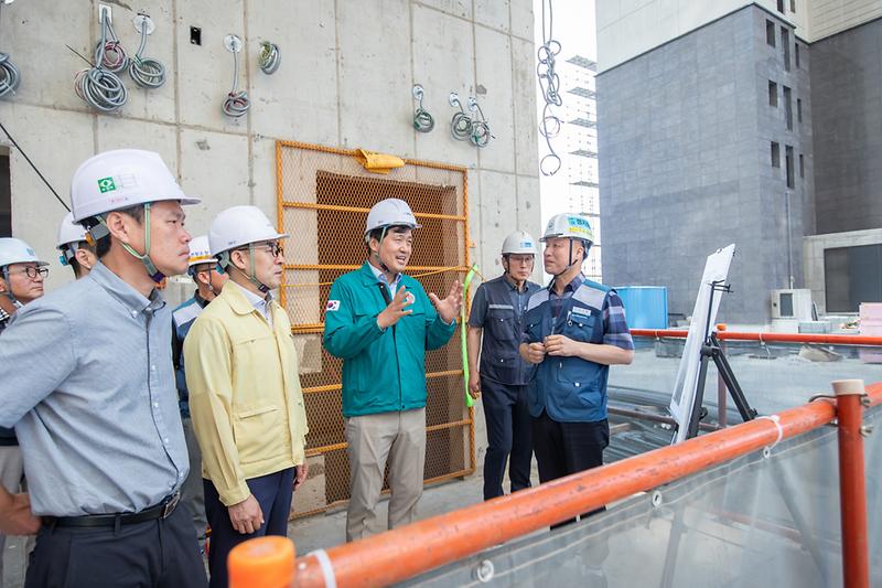 Young-6084.jpg 이미지