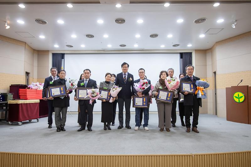 Young-6154.jpg 이미지