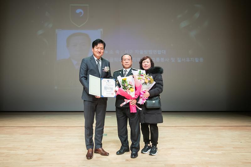 Young-6186.jpg 이미지