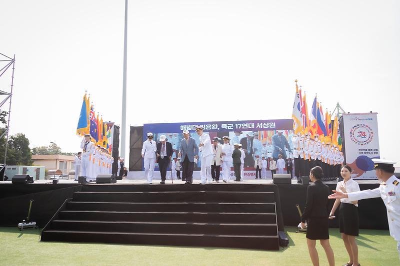 Young-6588.jpg 이미지