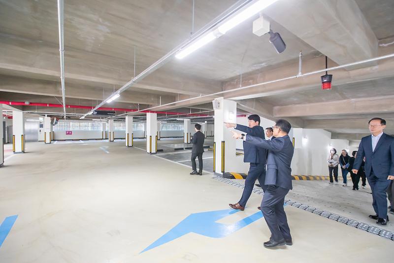 Young-6710.jpg 이미지