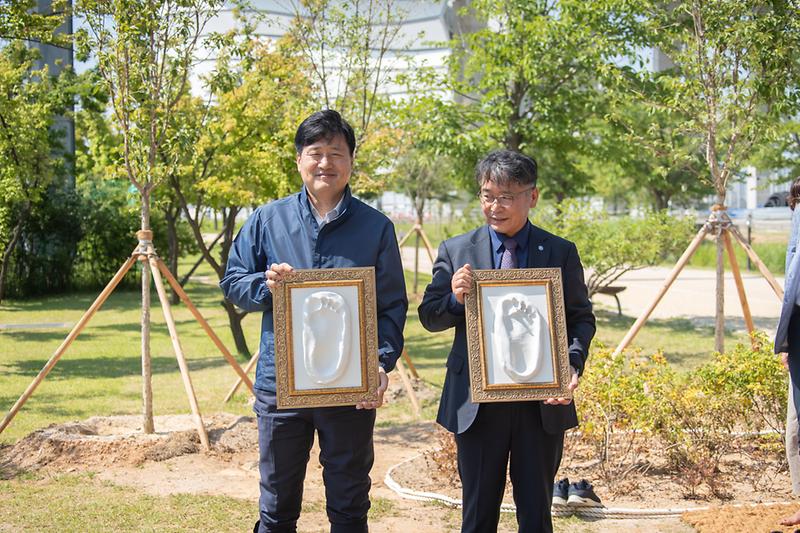 Young-6735.jpg 이미지