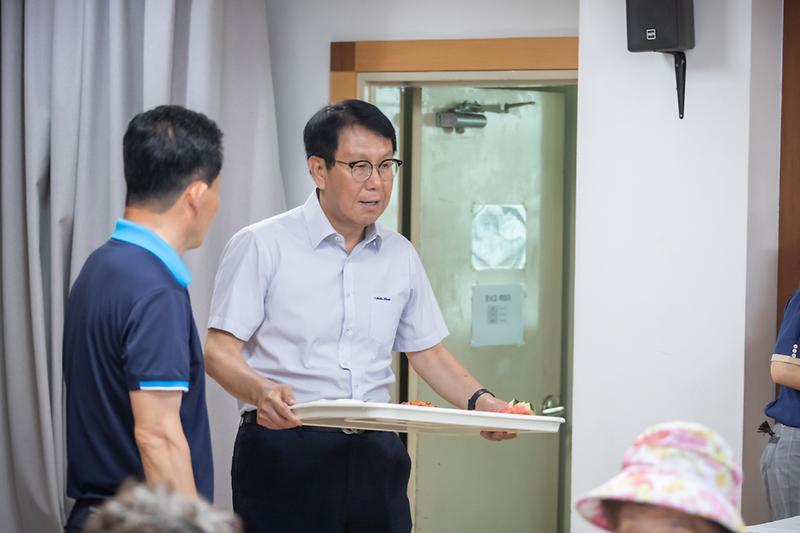 Young-6914.jpg 이미지