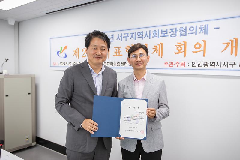 Young-7017.jpg 이미지