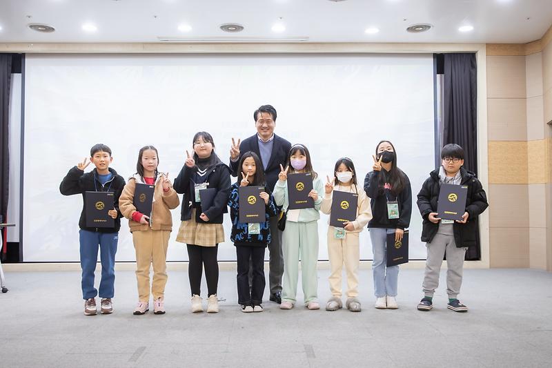 Young-7429.jpg 이미지