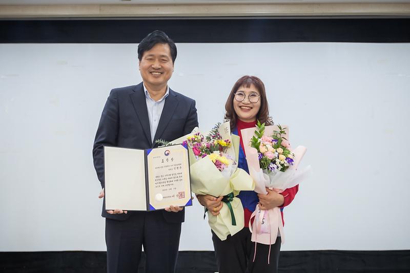 Young-7625.jpg 이미지