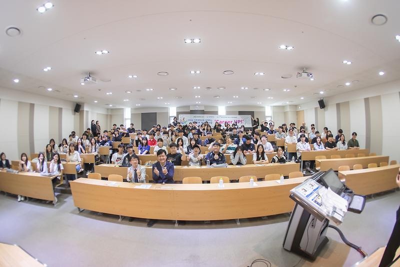 Young-7654.jpg 이미지