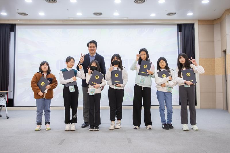 Young-7658.jpg 이미지