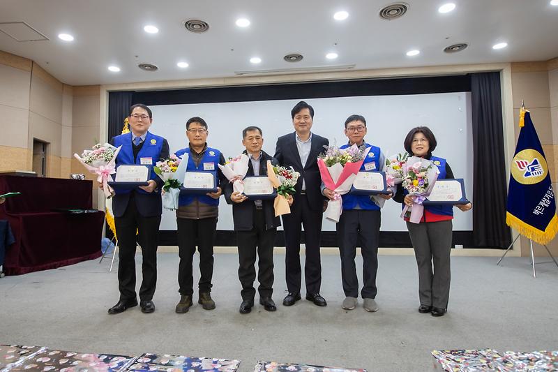 Young-7713.jpg 이미지