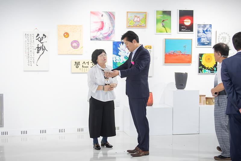 Young-7718.jpg 이미지