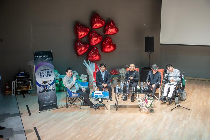 Young-7952.jpg 이미지