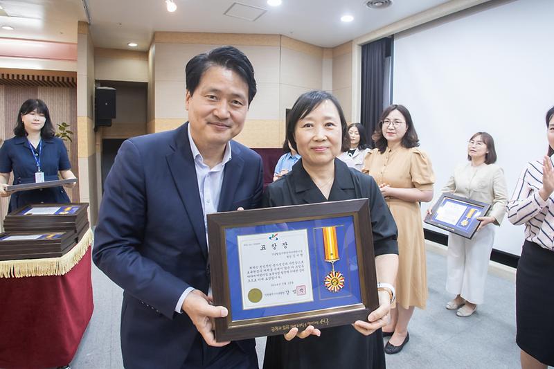 Young-8131.jpg 이미지