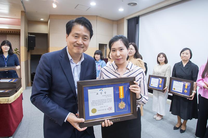 Young-8141.jpg 이미지