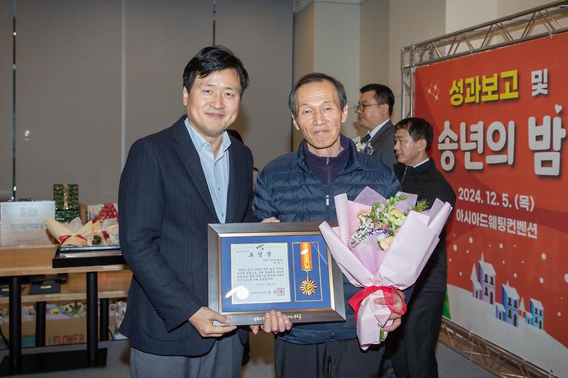 Young-8312.jpg 이미지