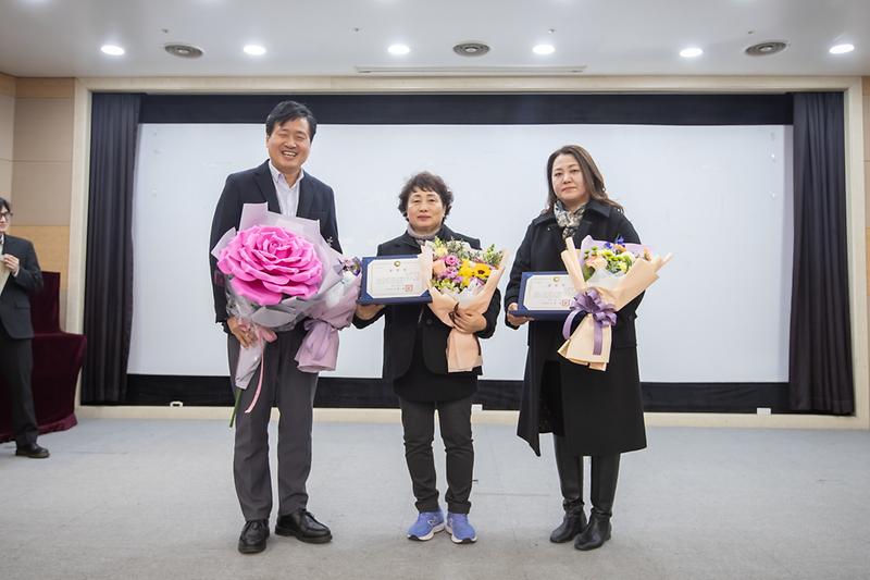 Young-8583.jpg 이미지