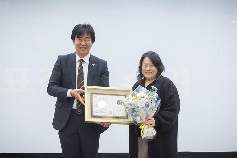 Young-8656.jpg 이미지