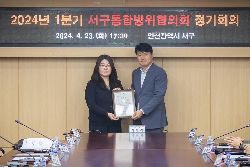 Young-8871.jpg 이미지