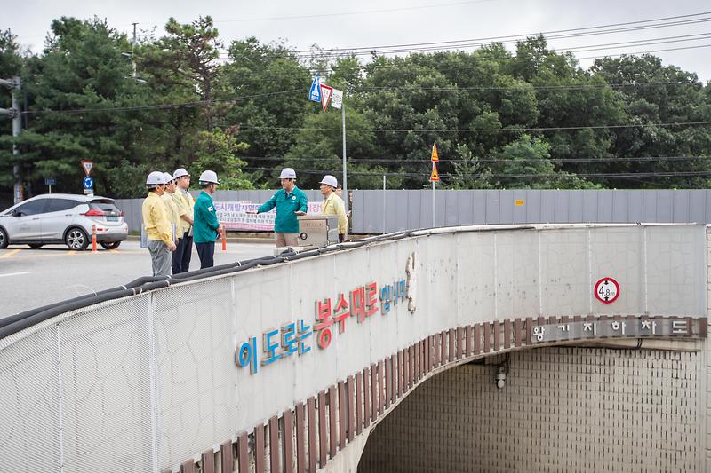 Young-8933.jpg 이미지