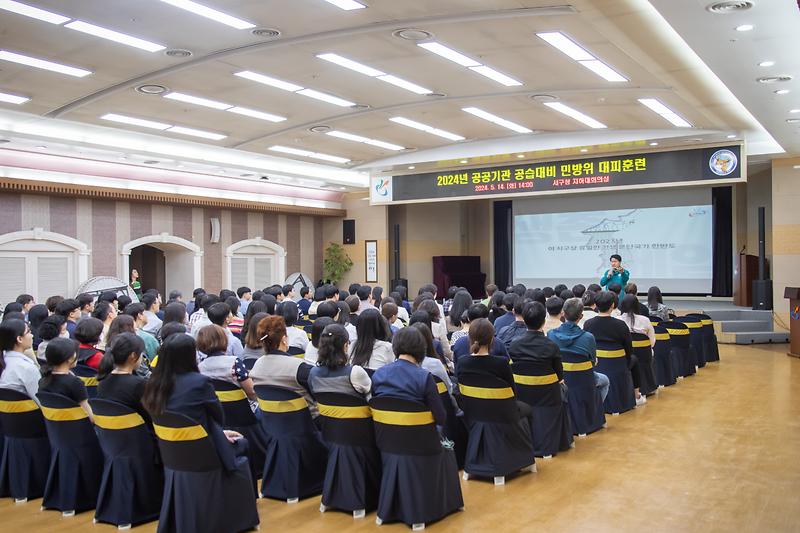 Young-9000.jpg 이미지