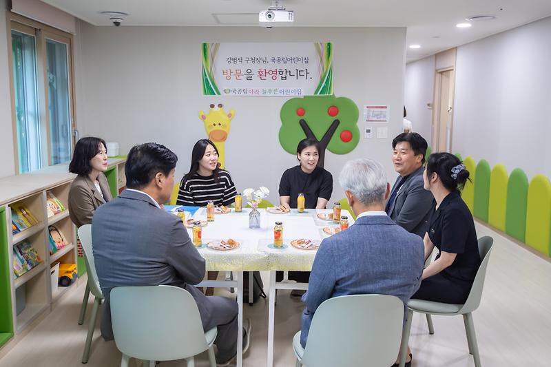 Young-9119.jpg 이미지