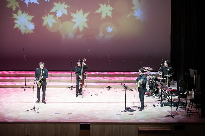 Young-9338.jpg 이미지