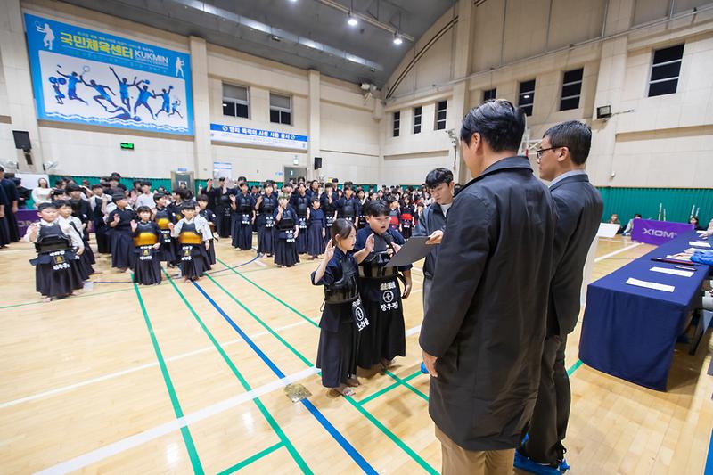 Young-9373.jpg 이미지