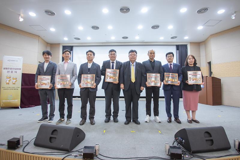 Young-9378.jpg 이미지