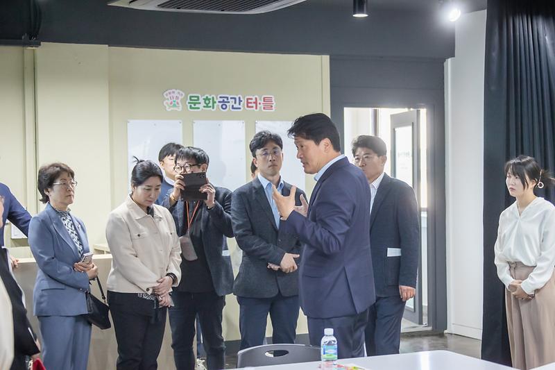 Young-9829.jpg 이미지