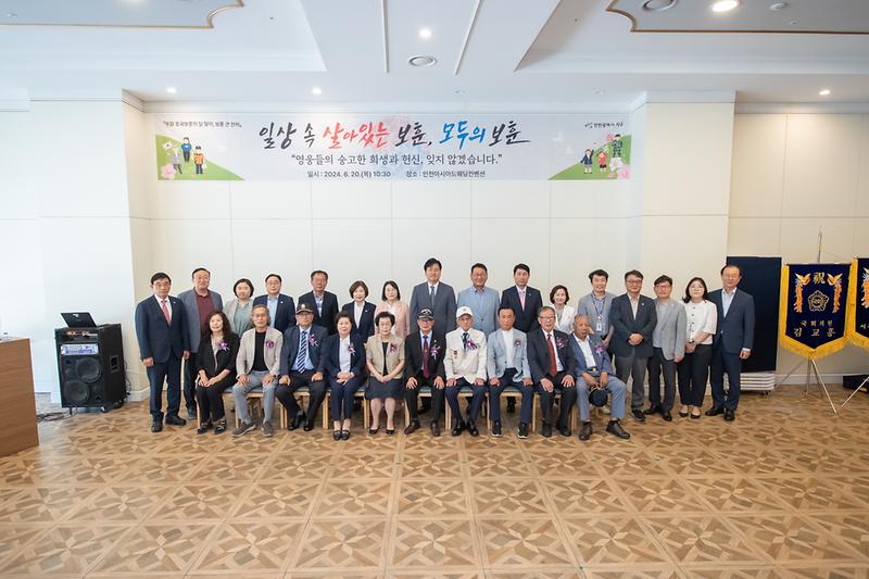 Young-9943.jpg 이미지