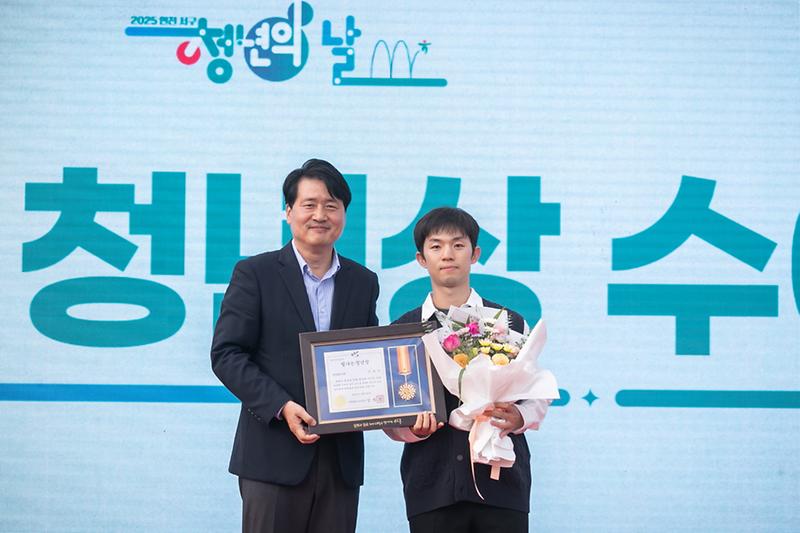 Young-0399.jpg 이미지