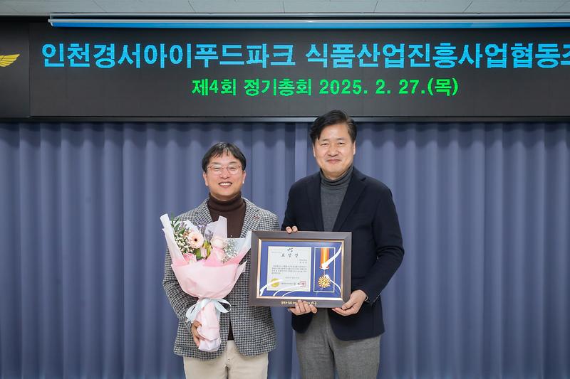 Young-1235.jpg 이미지