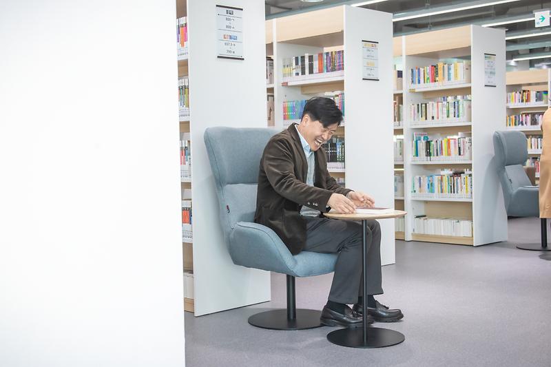 Young-1542.jpg 이미지