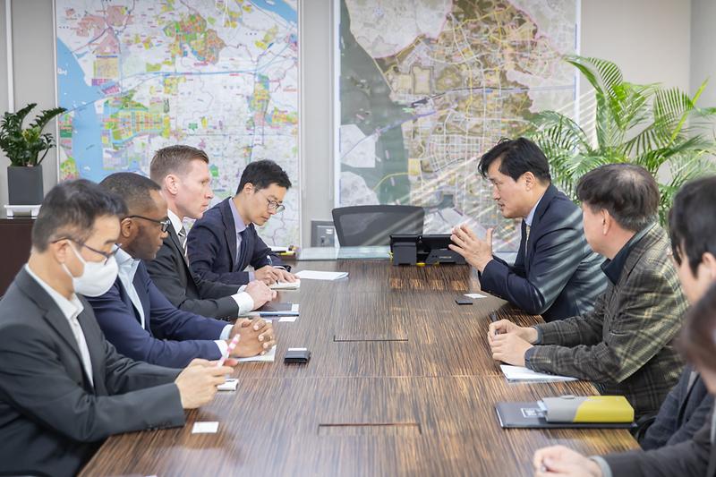 Young-1612.jpg 이미지