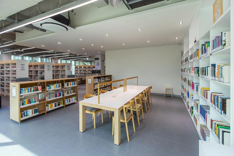 Young-1957.jpg 이미지