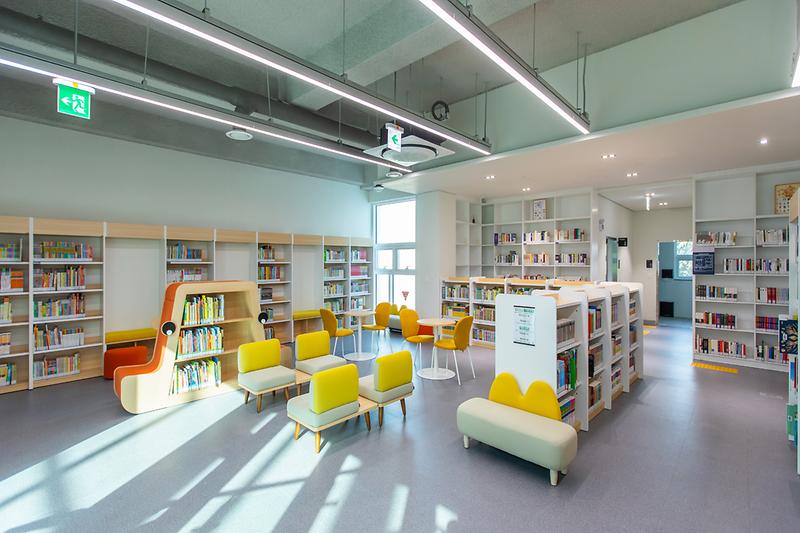 Young-1973.jpg 이미지