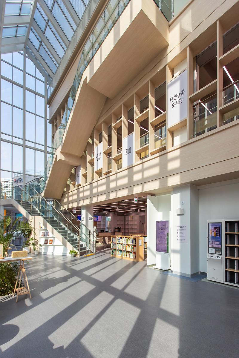 Young-2204.jpg 이미지