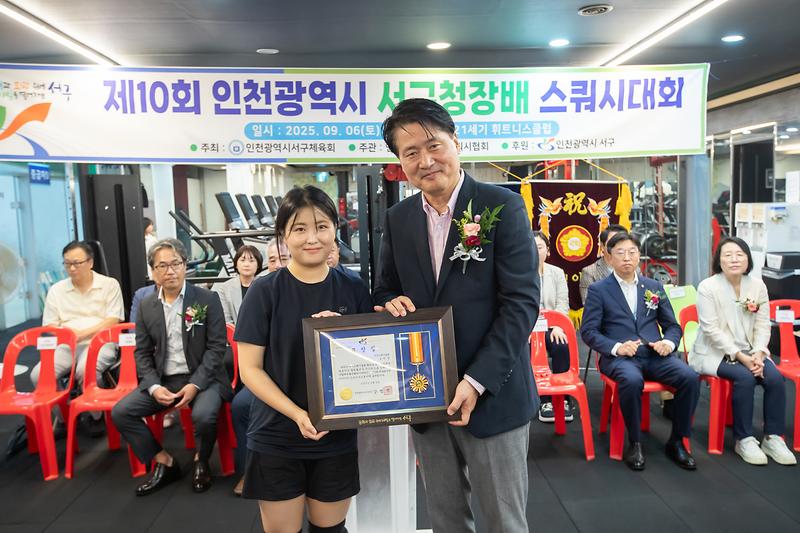 Young-2774.jpg 이미지