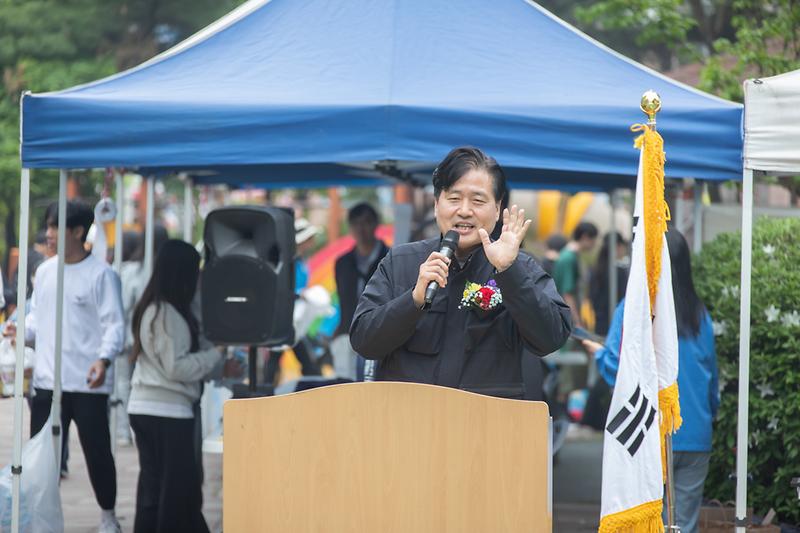 Young-3083.jpg 이미지