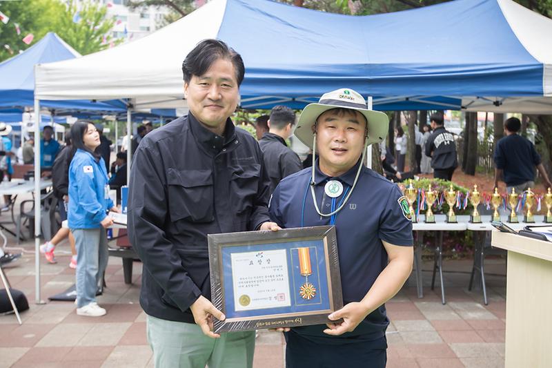 Young-3353.jpg 이미지