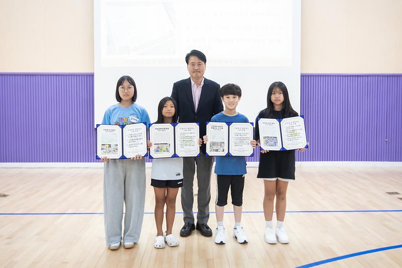 Young-3423.jpg 이미지