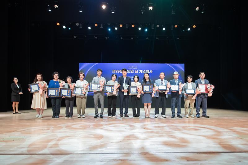 Young-3470.jpg 이미지