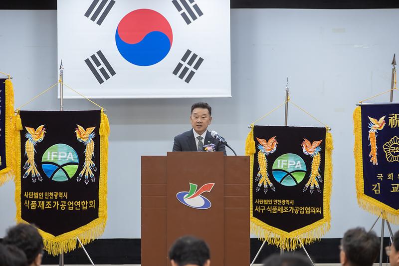 Young-3738.jpg 이미지