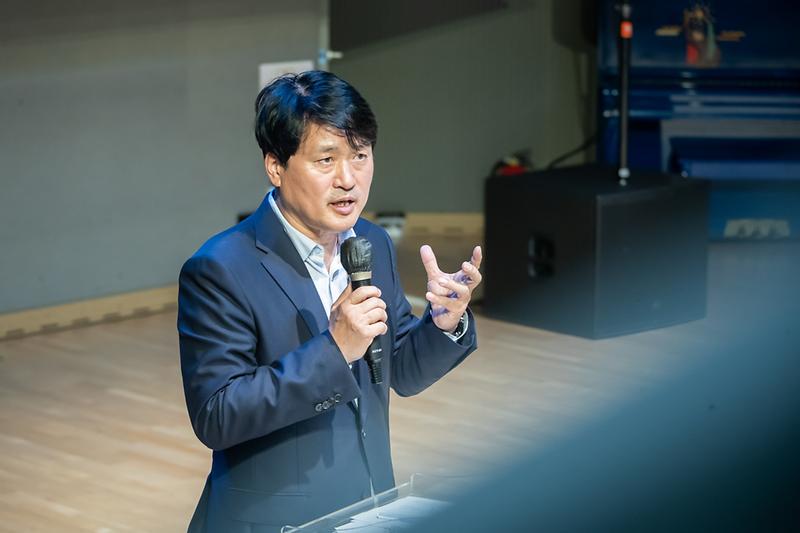 Young-3837.jpg 이미지