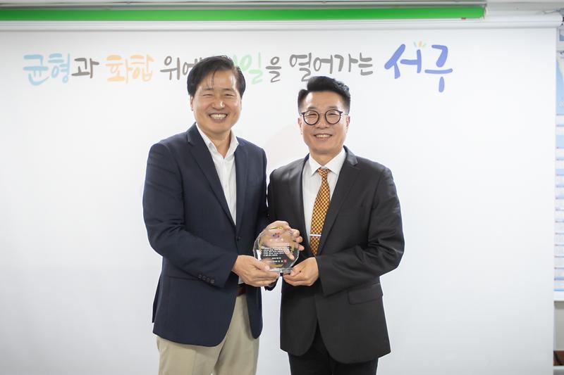 Young-3919.jpg 이미지