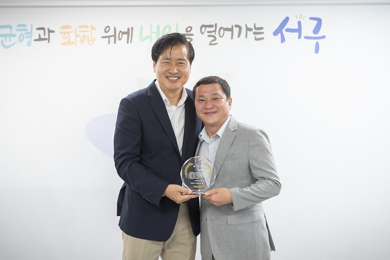 Young-3980.jpg 이미지