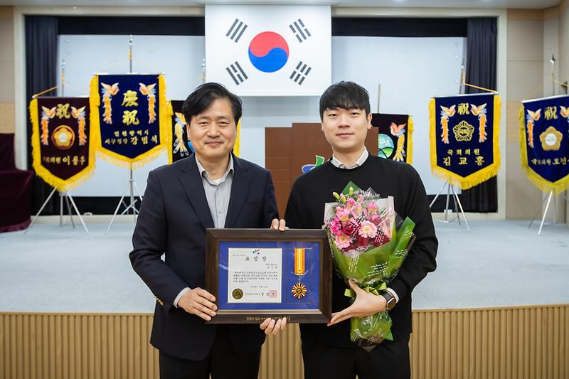 Young-4031.jpg 이미지